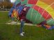 De luchtballon in Gorinchem in gereedheid brengen